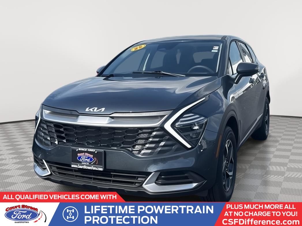 2025 Kia Sportage LX's photo