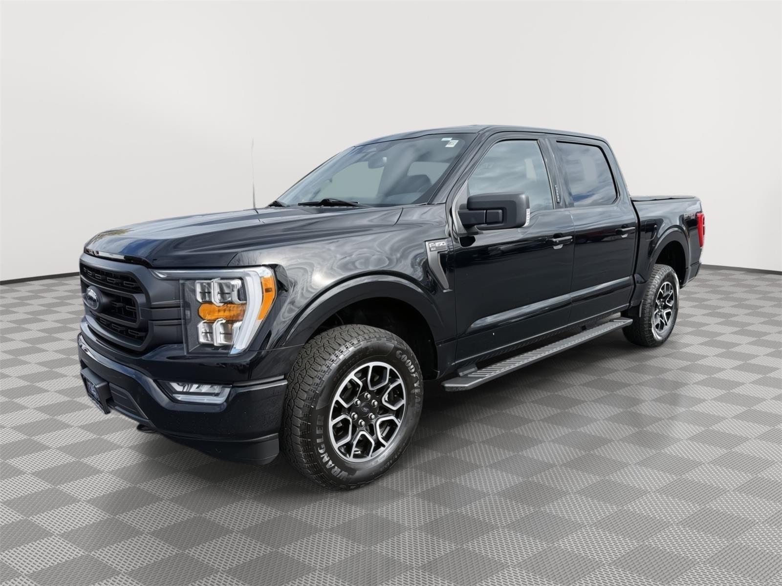 2023 Ford F-150 XLT's photo