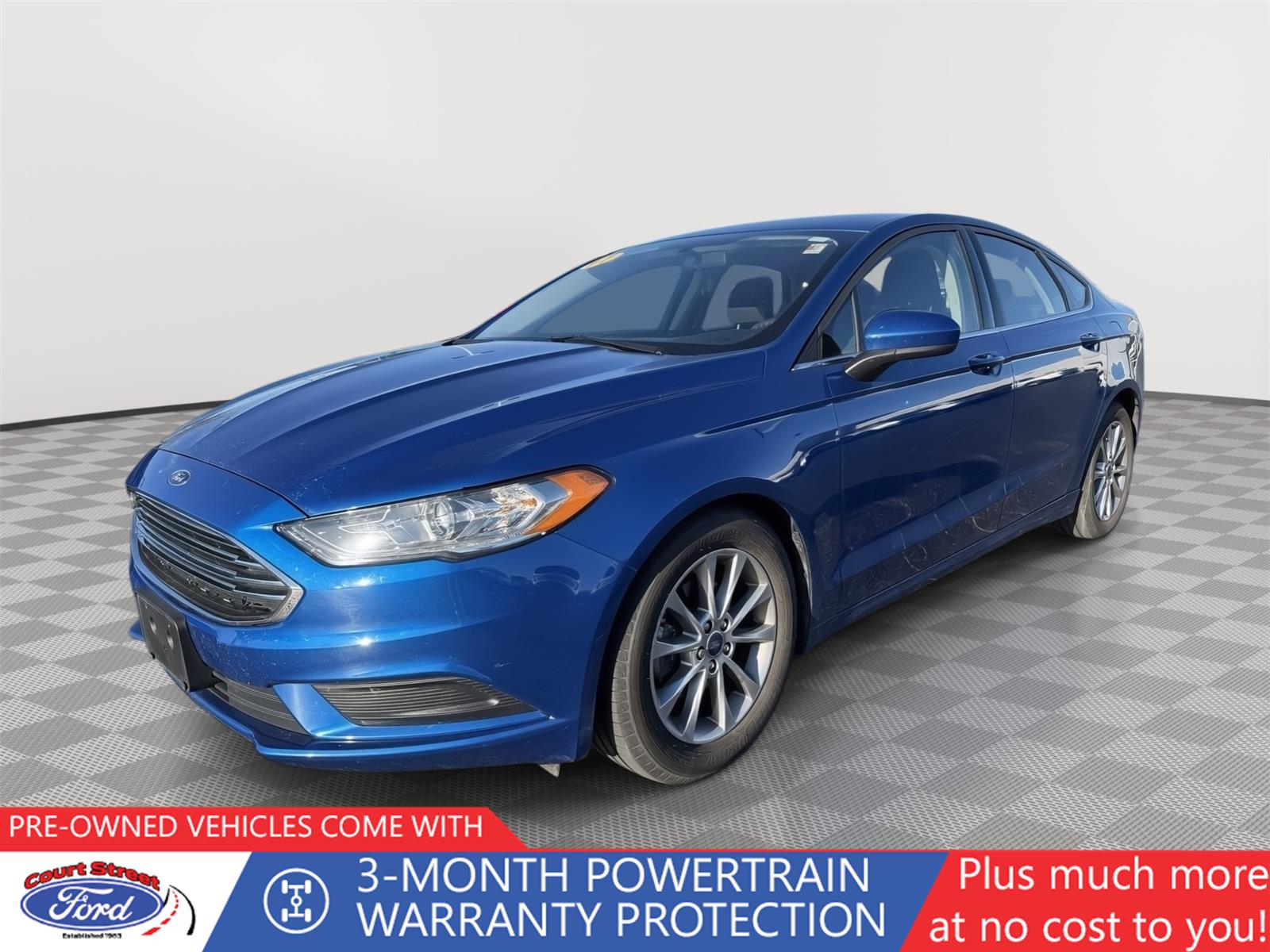 2017 Ford Fusion SE's photo