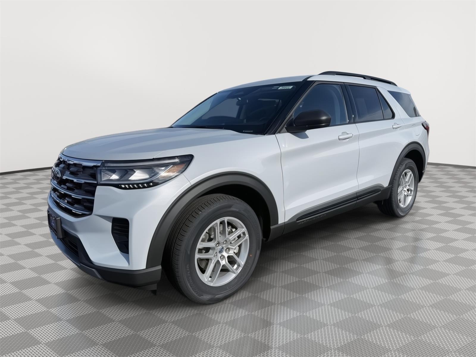 2026 Ford Explorer Active's photo