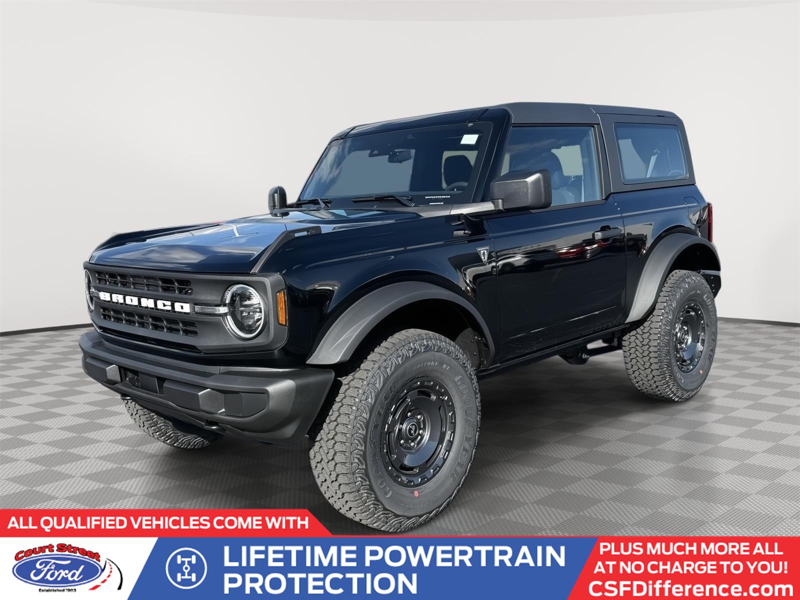 2025 Ford Bronco Base's photo
