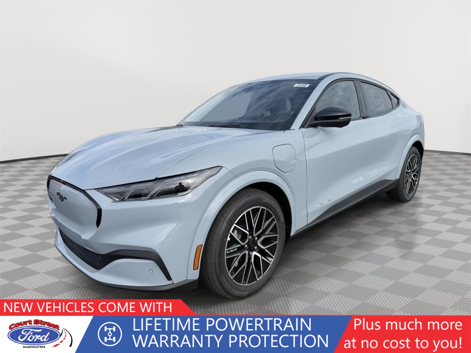 2025 Ford Mustang Mach-E Premium's photo