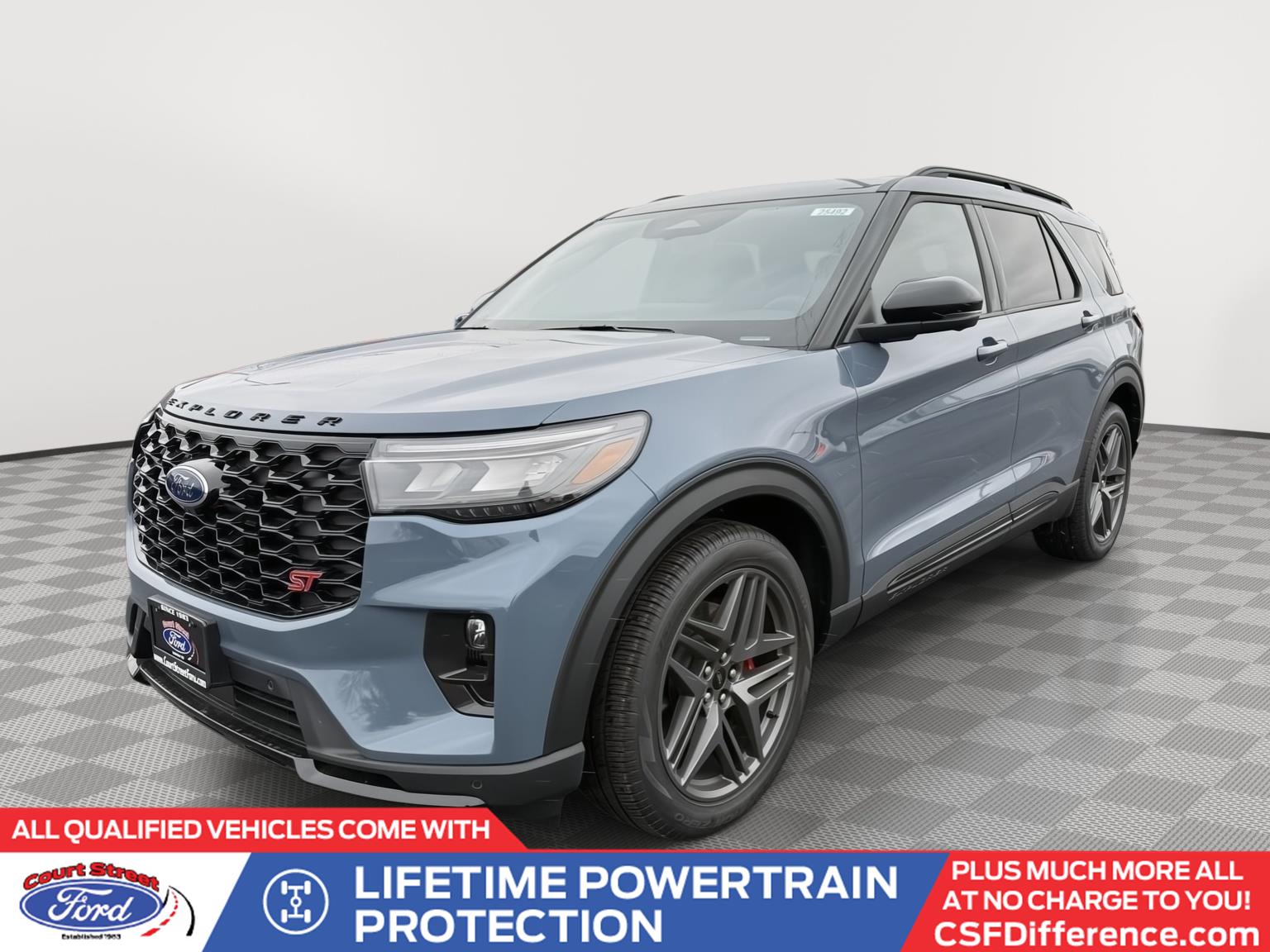 2025 Ford Explorer ST's photo