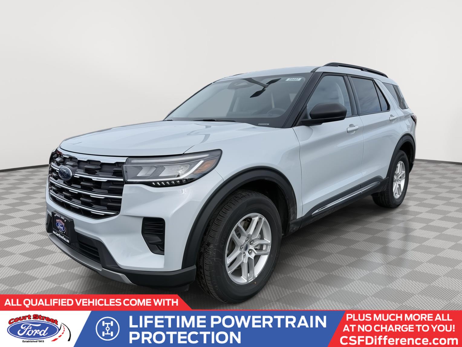 2025 Ford Explorer Active's photo