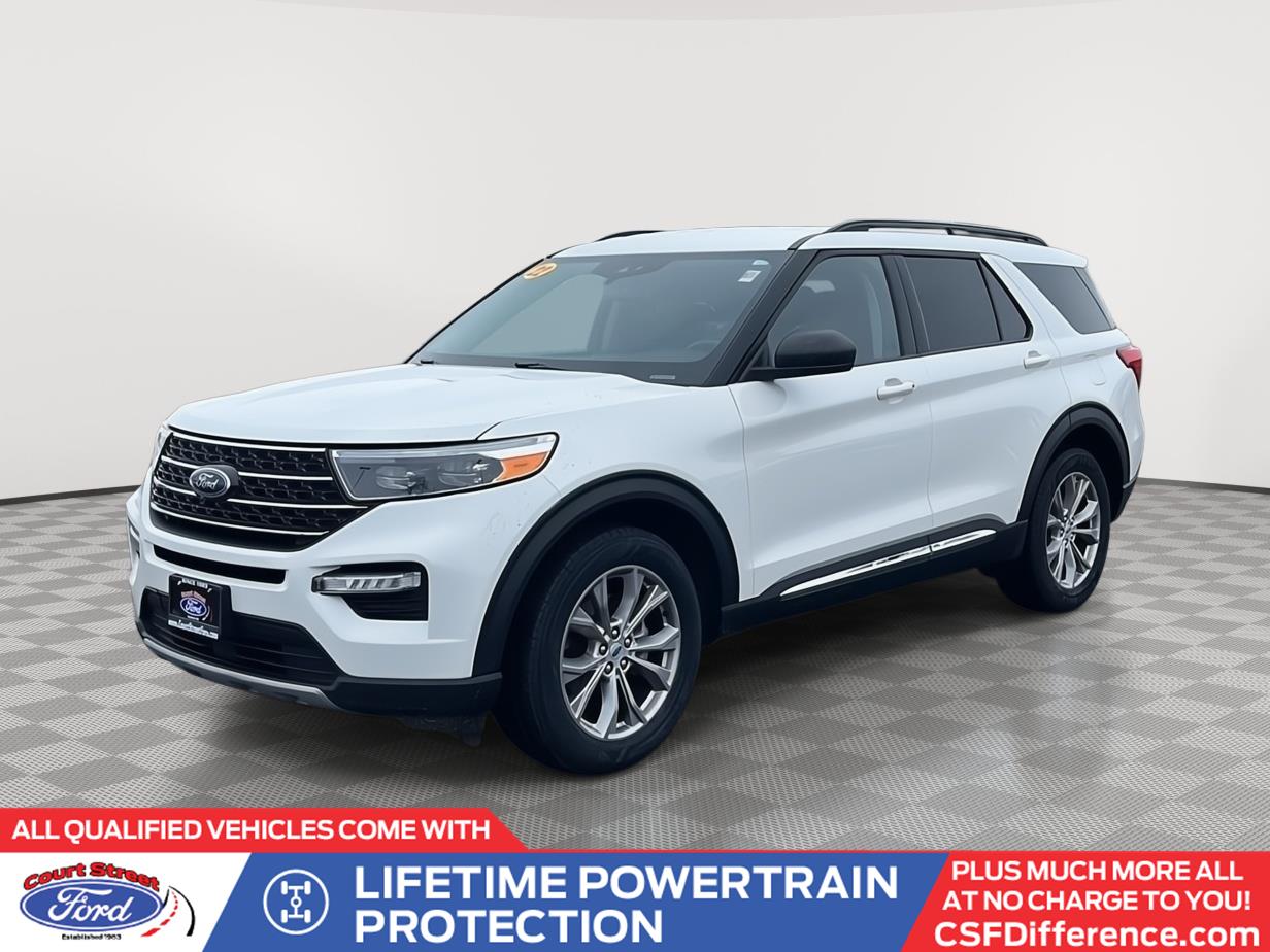 2022 Ford Explorer XLT's photo