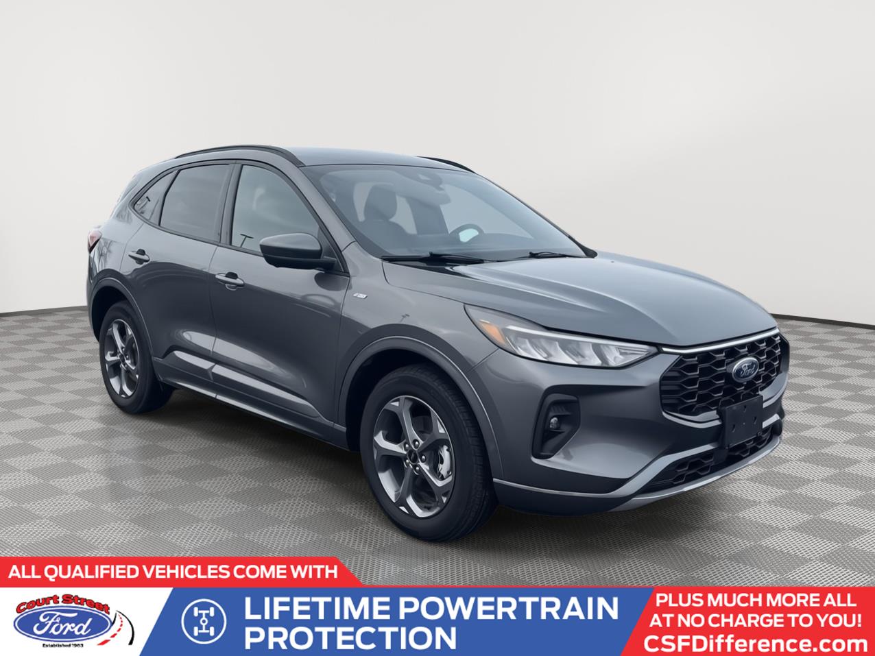 2023 Ford Escape ST-Line Select's photo