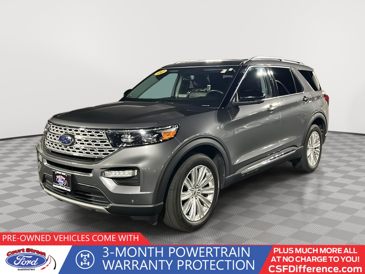 2022 Ford Explorer Limited's photo
