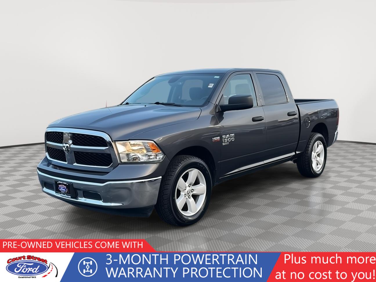 2023 Ram 1500 Classic SLT's photo