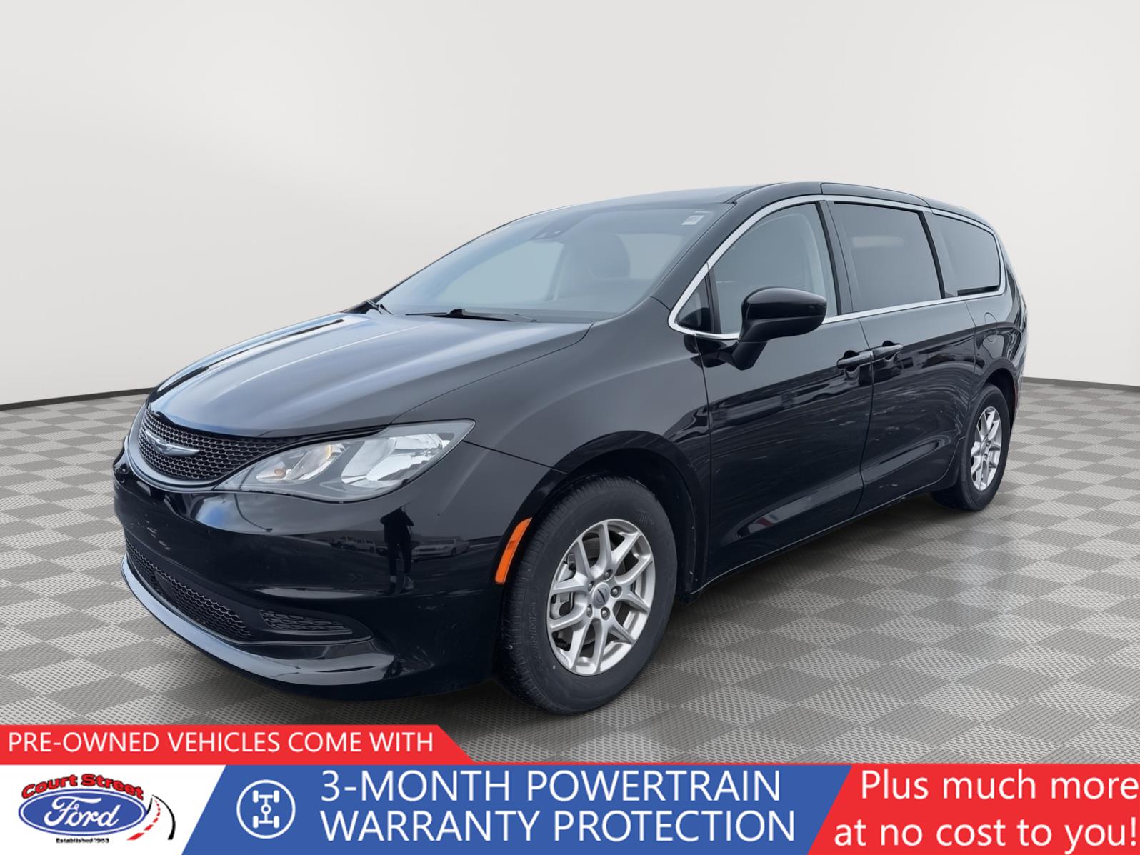 2024 Chrysler Voyager LX's photo