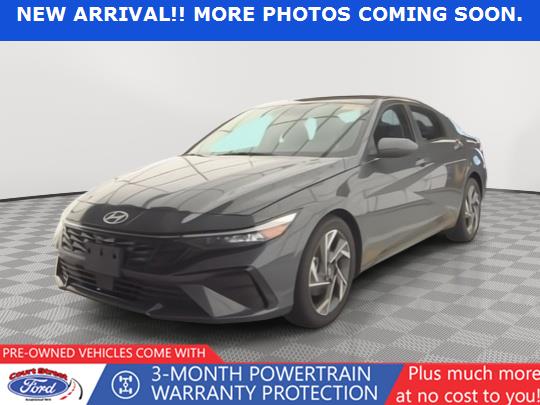 2025 Hyundai Elantra 2.0 SEL Convenience IVT's photo