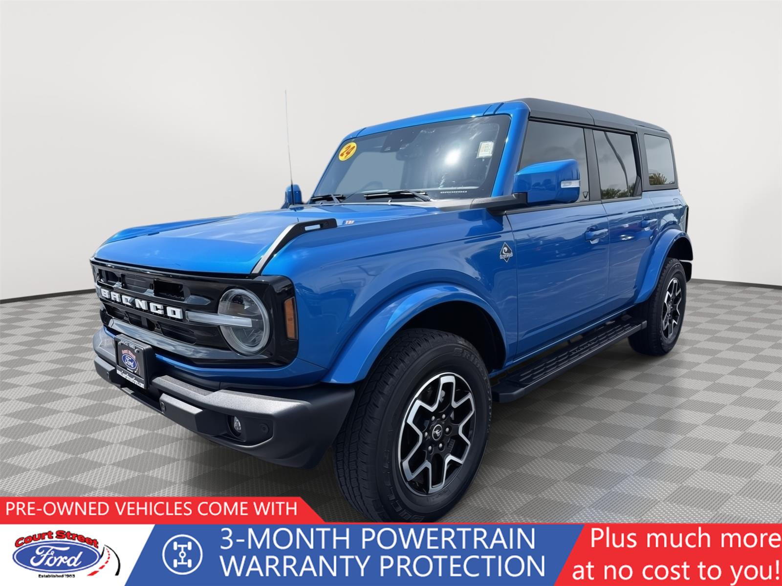Velocity Blue 2024 Ford Bronco Outer Banks 4-Door 4WD SUV / Crossover Four-Wheel Drive Automatic