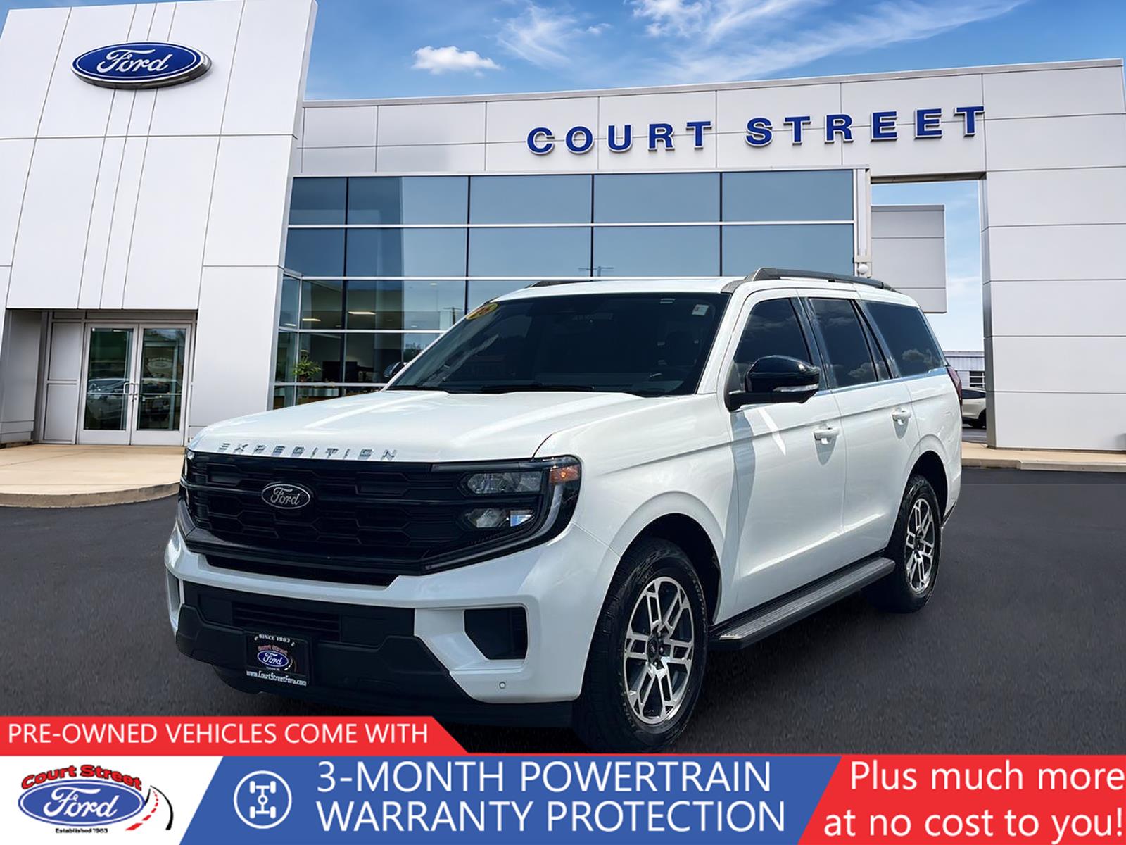 Star White Metallic Tri-Coat 2026 Ford Expedition SUV / Crossover Four-Wheel Drive Automatic