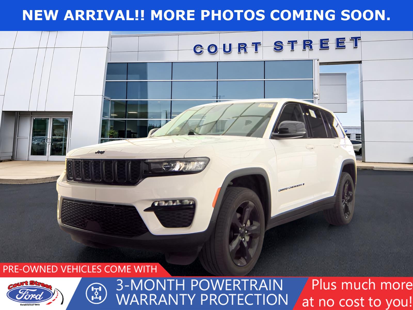 Bright White Clearcoat 2023 Jeep Grand Cherokee SUV / Crossover Four-Wheel Drive 8-Speed Automatic