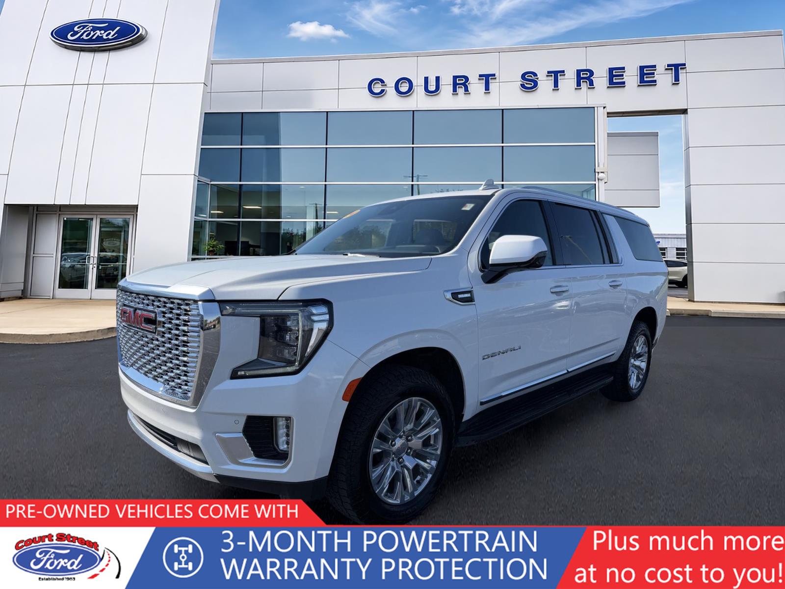 White Frost Tricoat 2024 GMC Yukon XL SUV / Crossover Four-Wheel Drive Automatic