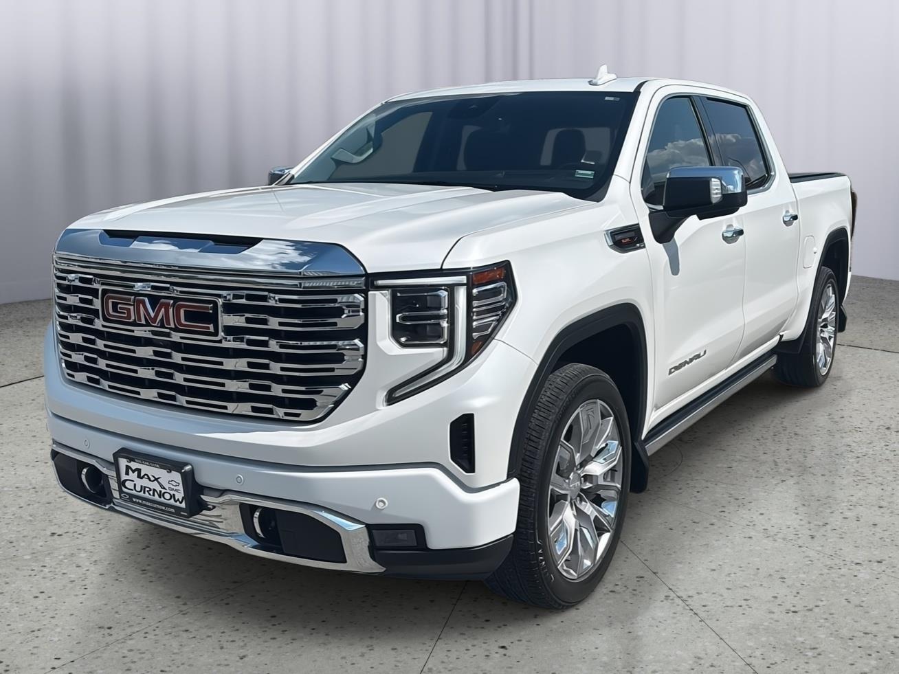 White Frost Tricoat 2023 GMC Sierra 1500 Pickup Truck Four-Wheel Drive Automatic