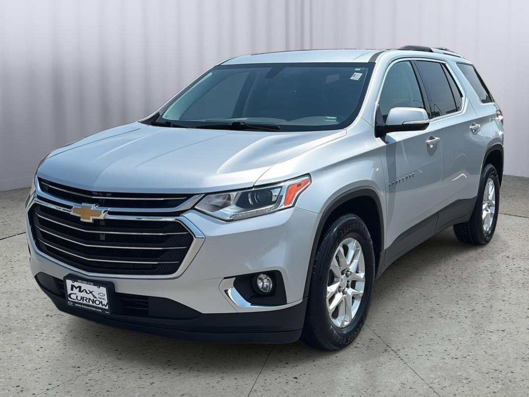 Silver Ice Metallic 2018 Chevrolet Traverse SUV / Crossover Four-Wheel Drive 9-Speed Automatic
