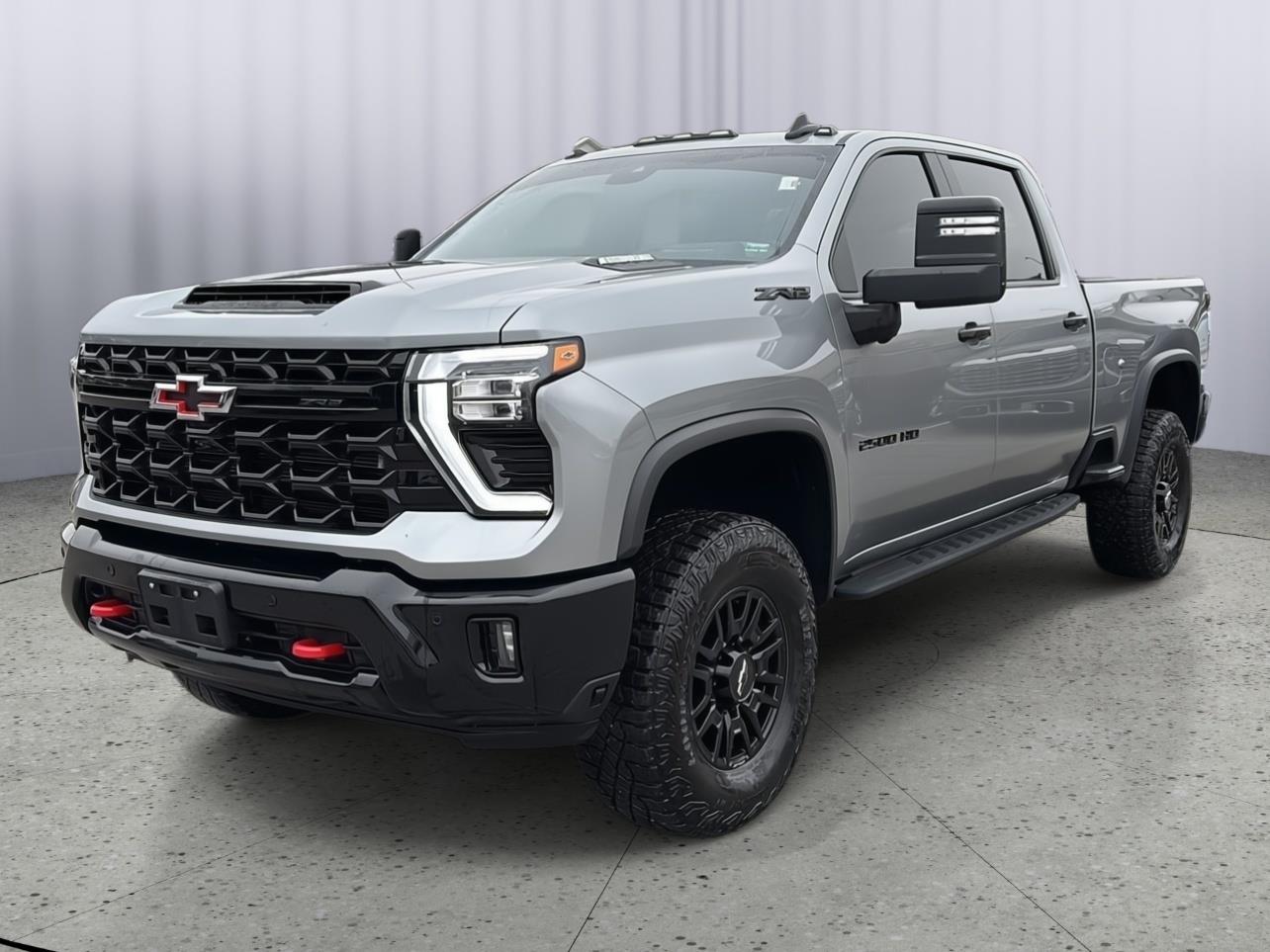 Sterling Gray Metallic 2025 Chevrolet Silverado 2500HD Pickup Truck Four-Wheel Drive Automatic
