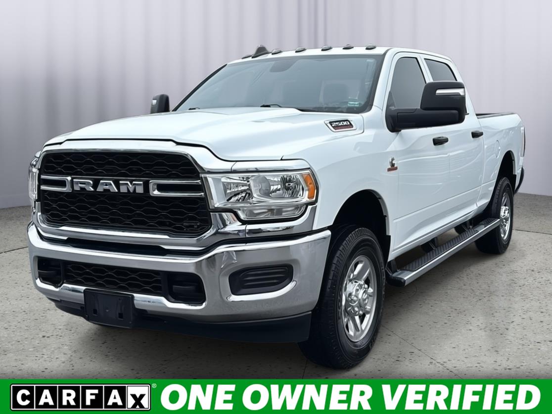Bright White Clearcoat 2024 RAM 2500 Pickup Truck Four-Wheel Drive 6-Speed Automatic