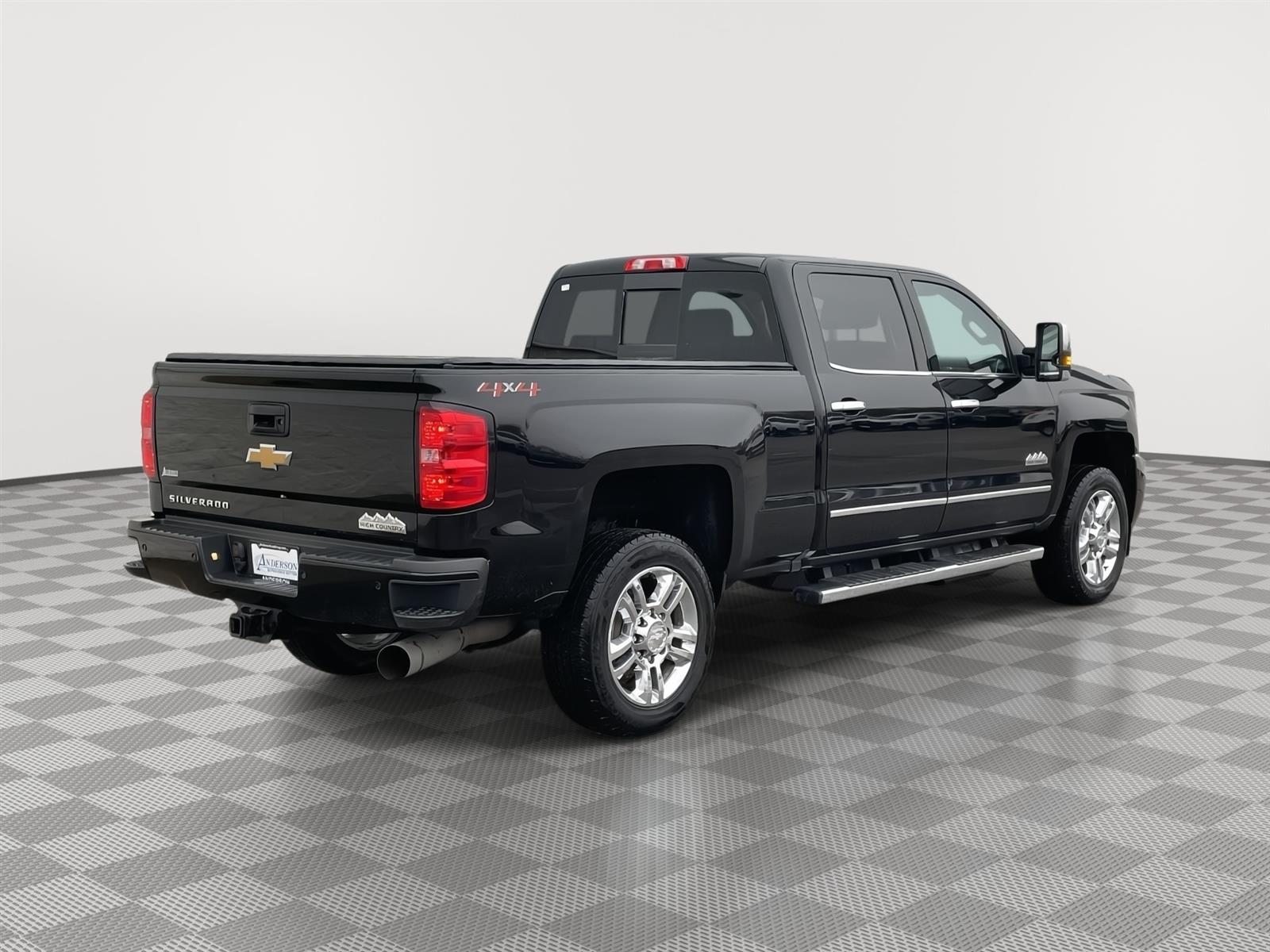 Used 2018 Chevrolet Silverado 2500HD High Country Crew Cab Truck for sale in Lincoln NE