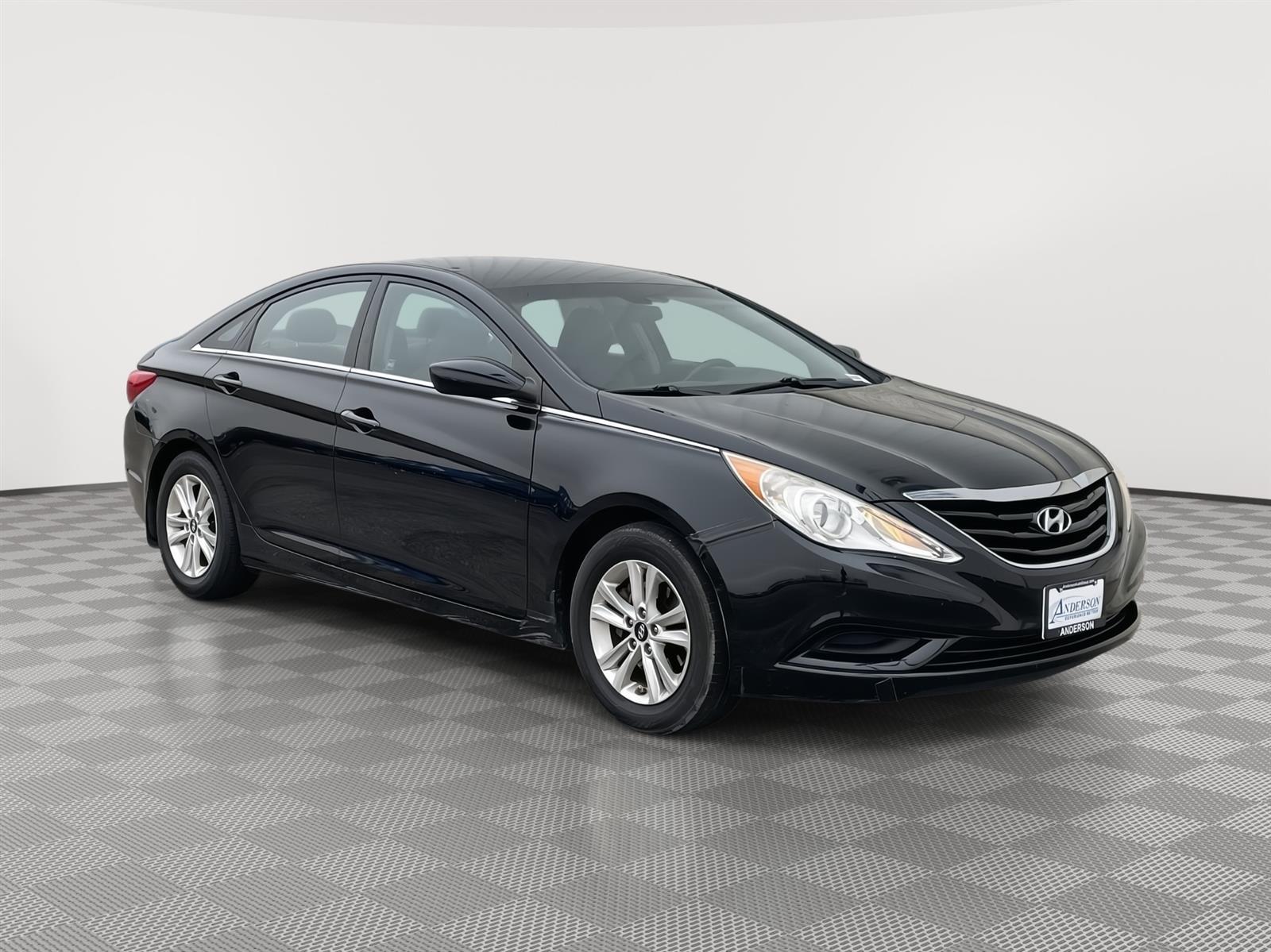 Used 2011 Hyundai Sonata GLS Sedan for sale in Lincoln NE