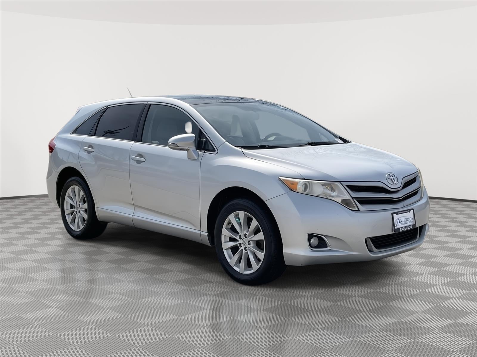 Used 2013 Toyota Venza LE wagon for sale in Lincoln NE