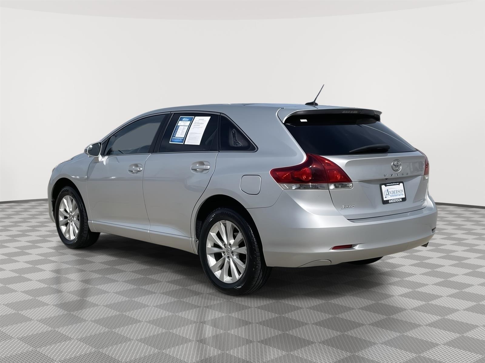 Used 2013 Toyota Venza LE wagon for sale in Lincoln NE