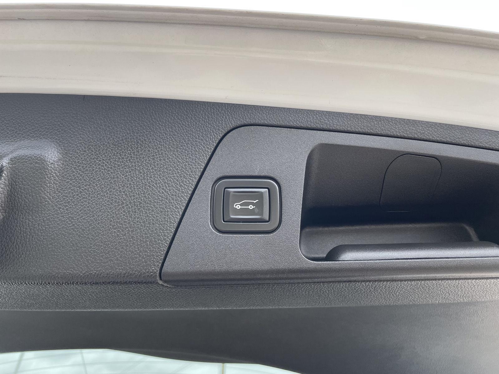 Used 2020 Buick Envision Premium SUV for sale in Lincoln NE