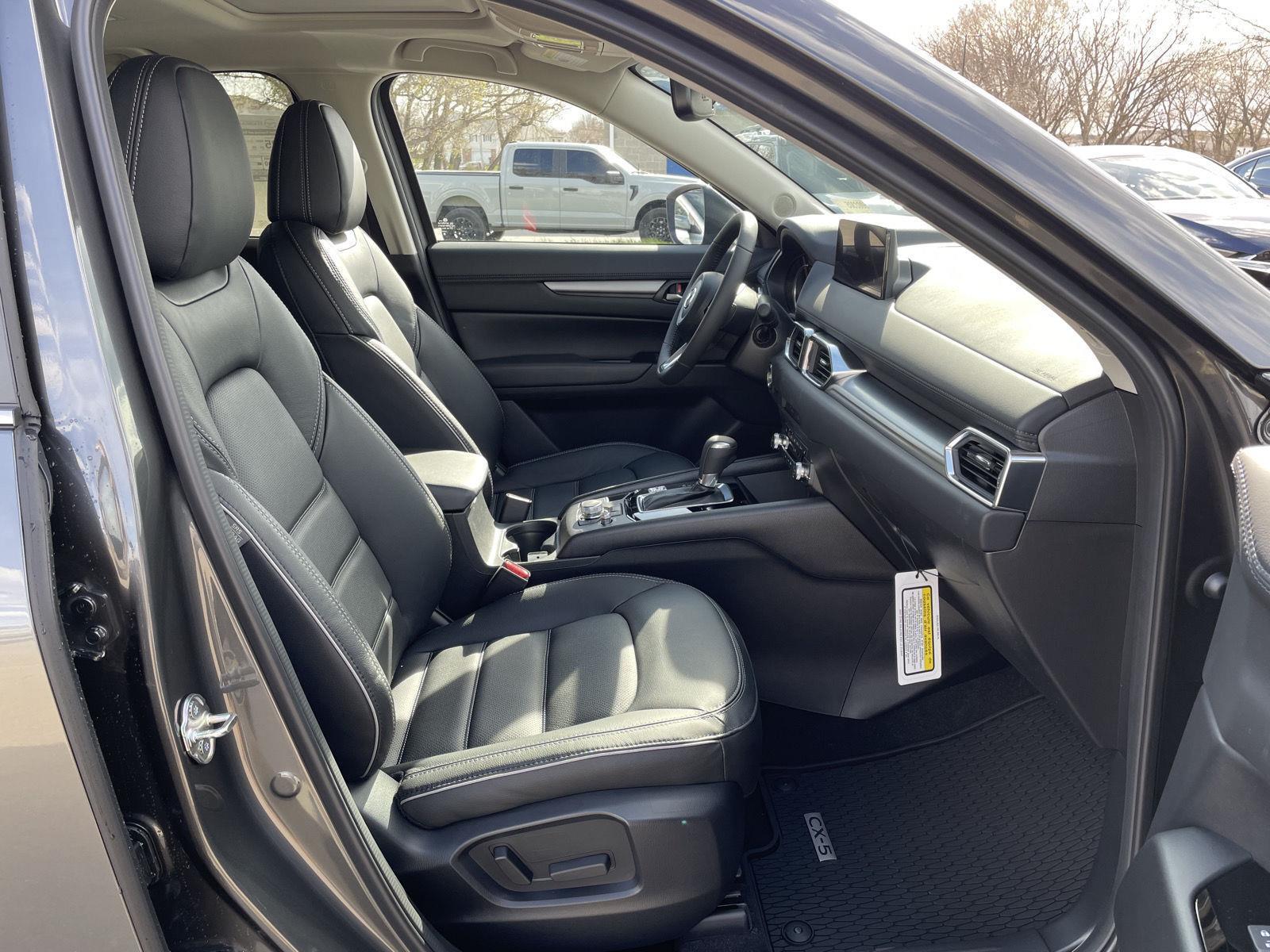 New 2025 Mazda CX-5 2.5 S Preferred Package SUV for sale in Lincoln NE