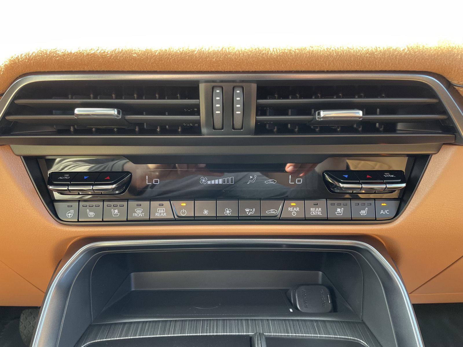 New 2025 Mazda CX-70 for sale in Lincoln NE