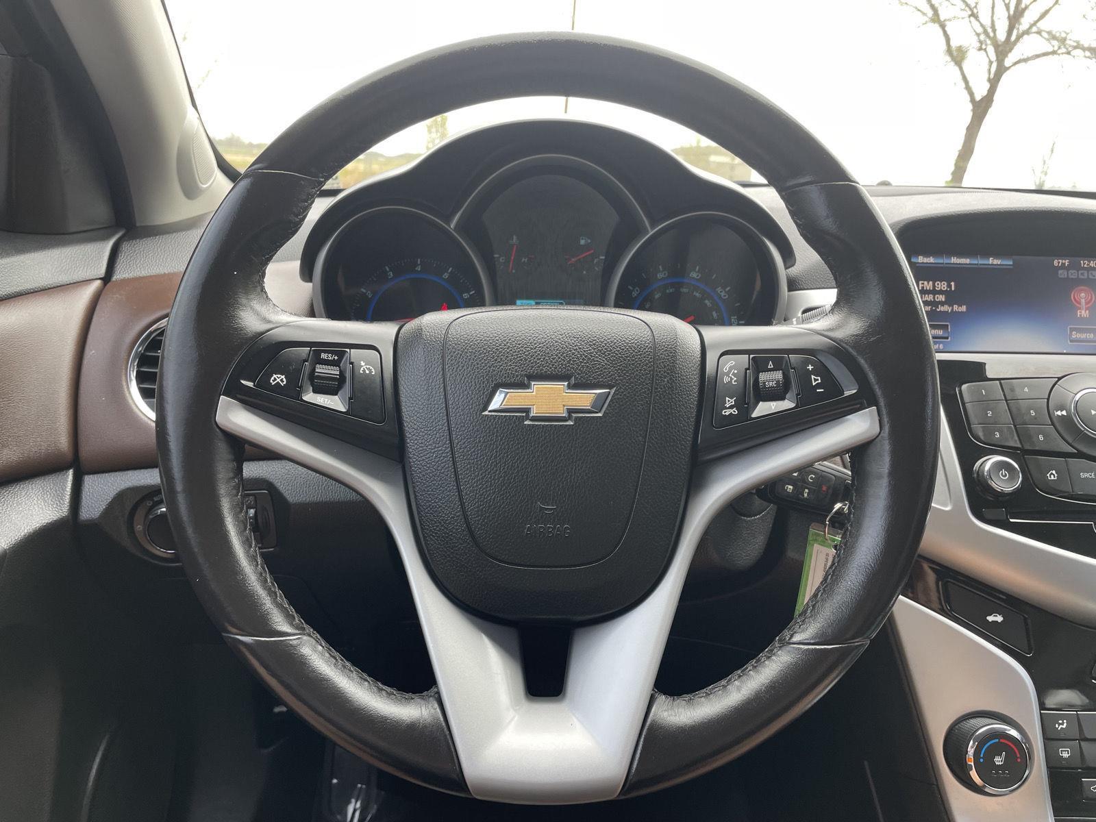 Used 2015 Chevrolet Cruze LT Sedan for sale in Lincoln NE