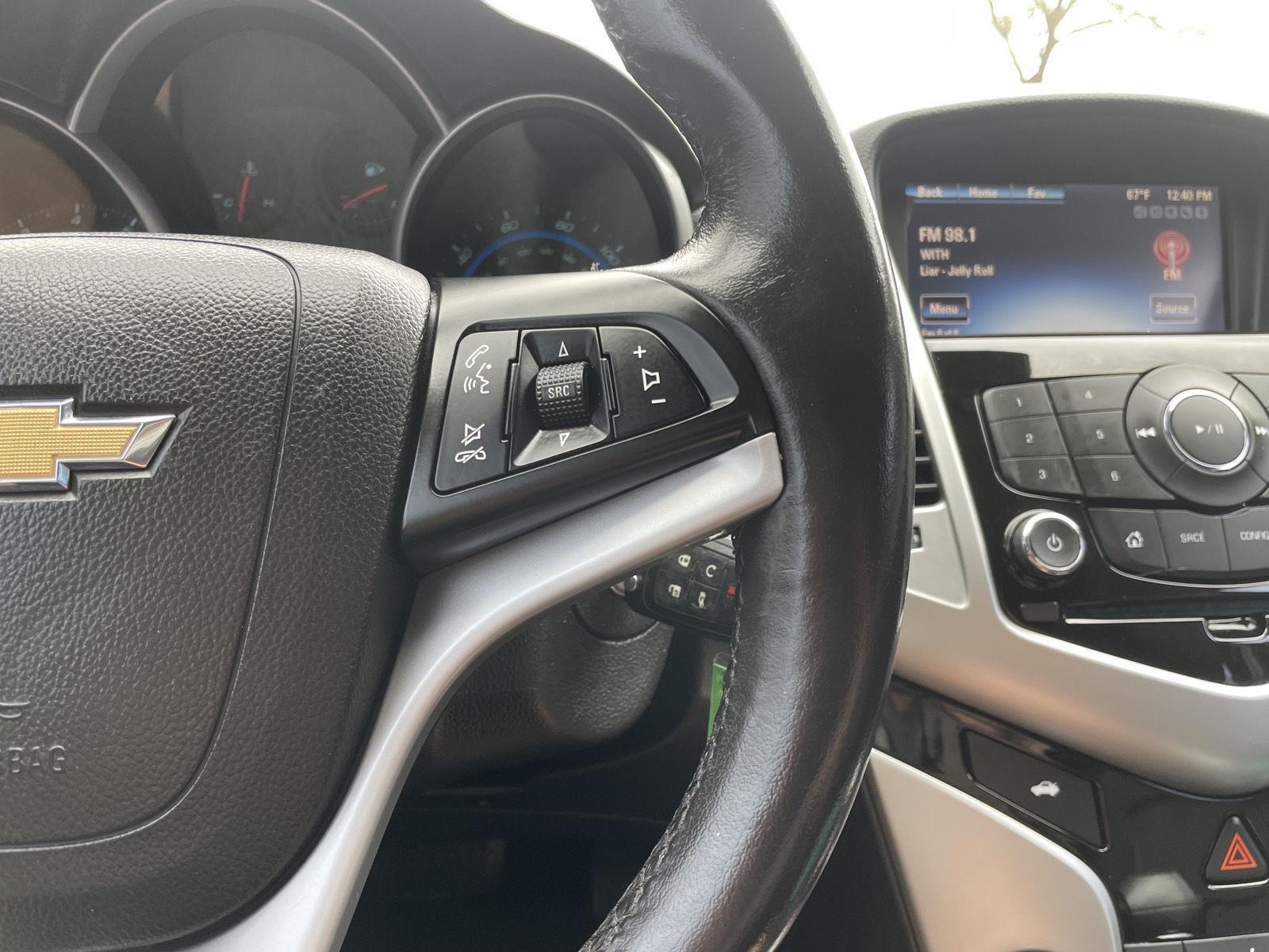 Used 2015 Chevrolet Cruze LT Sedan for sale in Lincoln NE