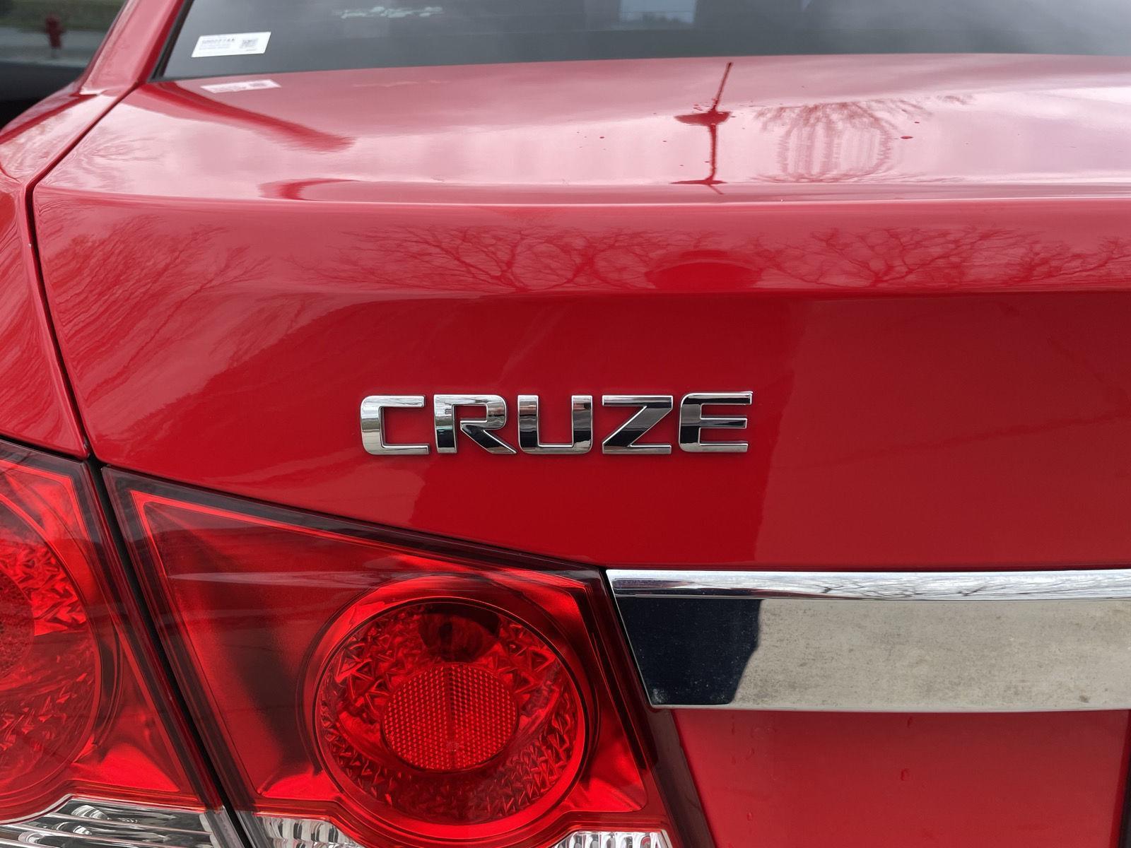 Used 2015 Chevrolet Cruze LT Sedan for sale in Lincoln NE