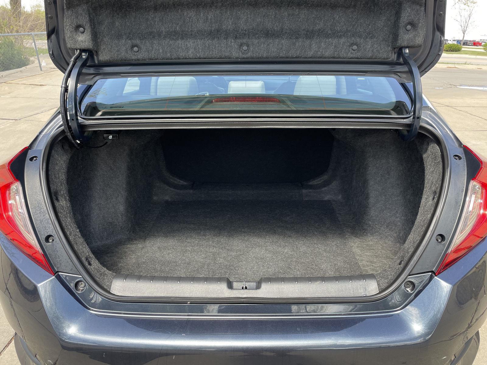 Used 2019 Honda Civic Sedan LX Sedan for sale in Lincoln NE