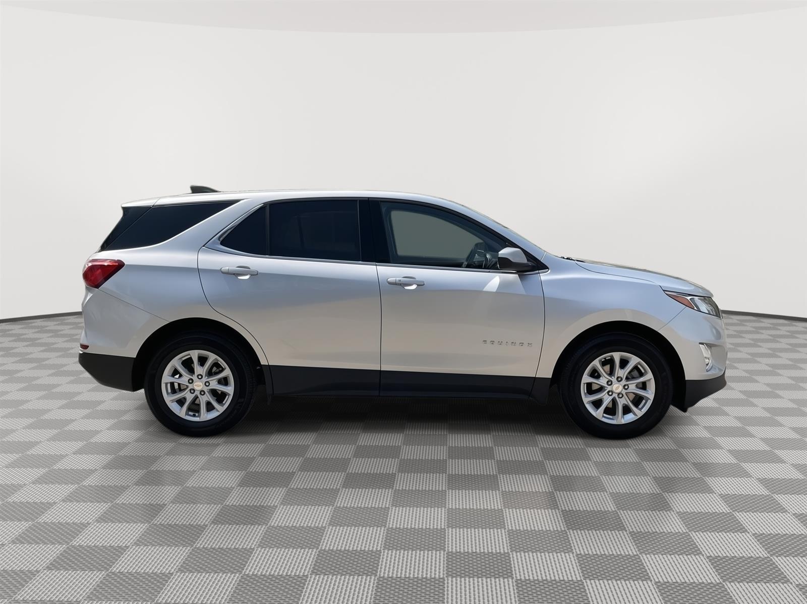 Used 2020 Chevrolet Equinox LT SUV for sale in Lincoln NE