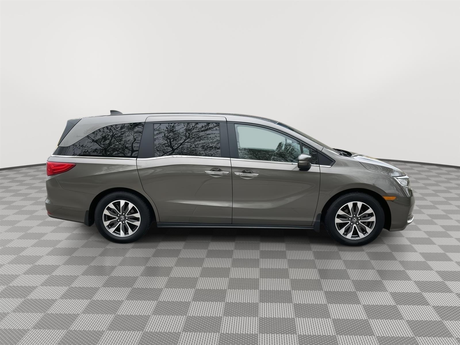 Used 2021 Honda Odyssey EX-L Minivans for sale in Lincoln NE