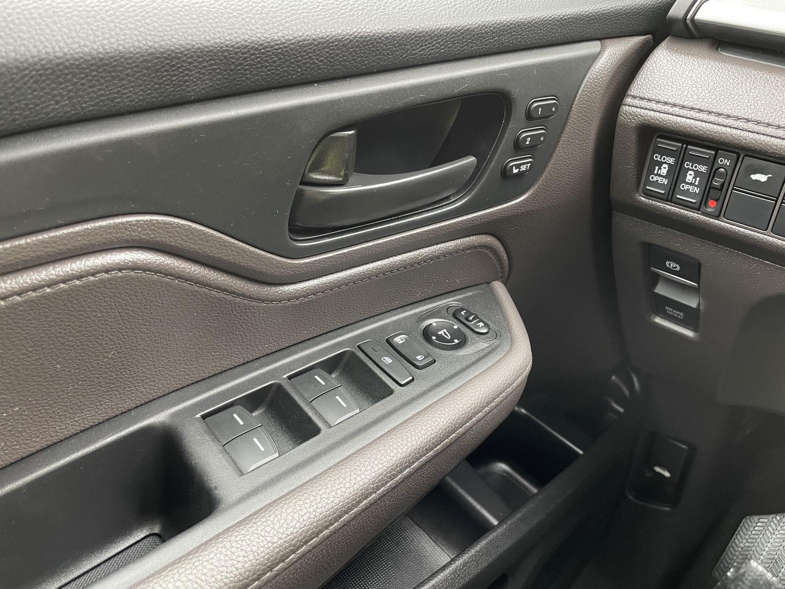 Used 2021 Honda Odyssey EX-L Minivans for sale in Lincoln NE