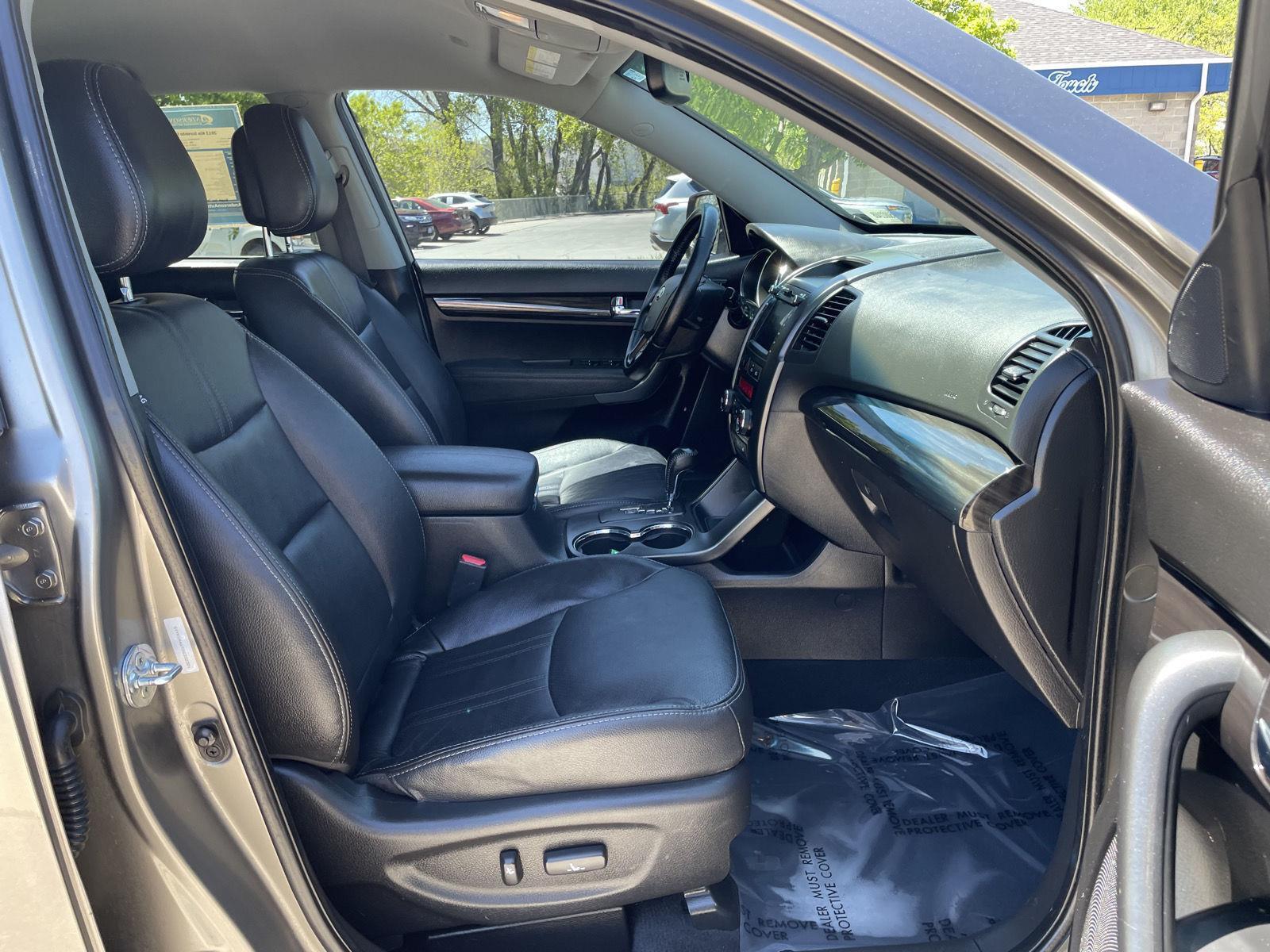 Used 2013 Kia Sorento EX SUV for sale in Lincoln NE