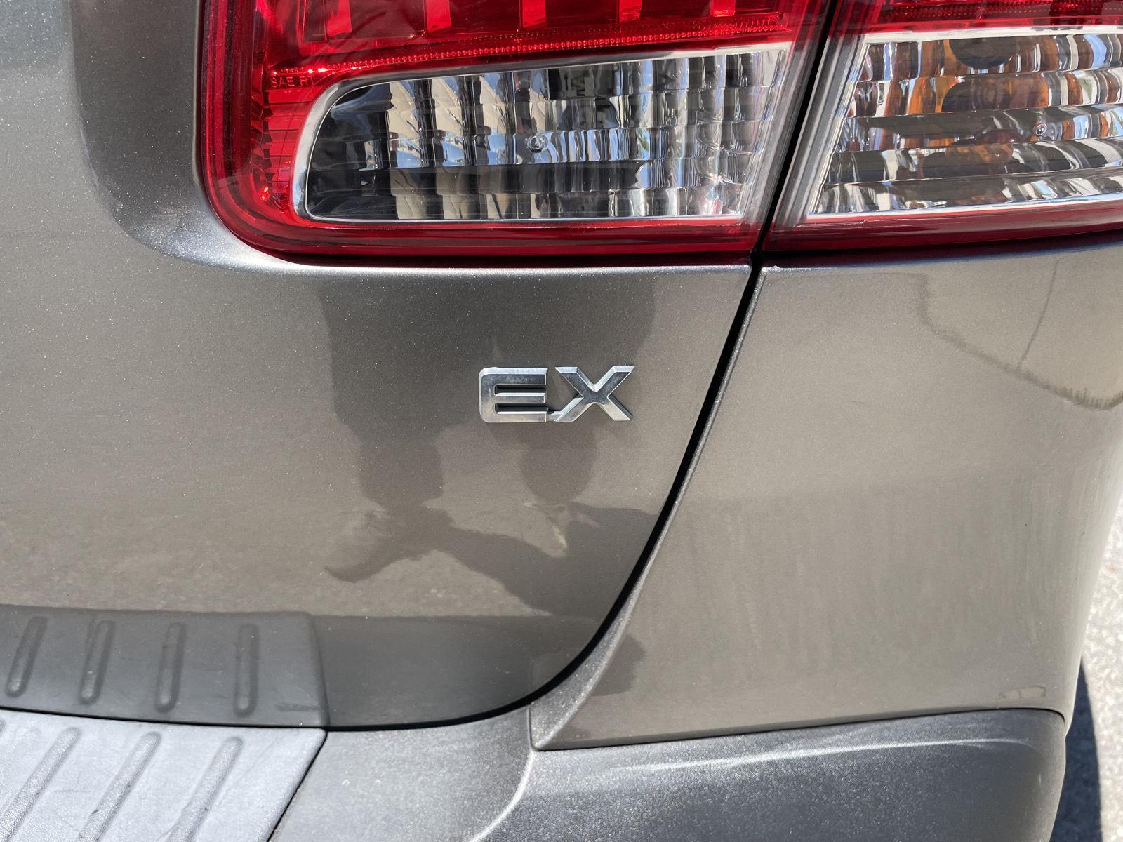 Used 2013 Kia Sorento EX SUV for sale in Lincoln NE