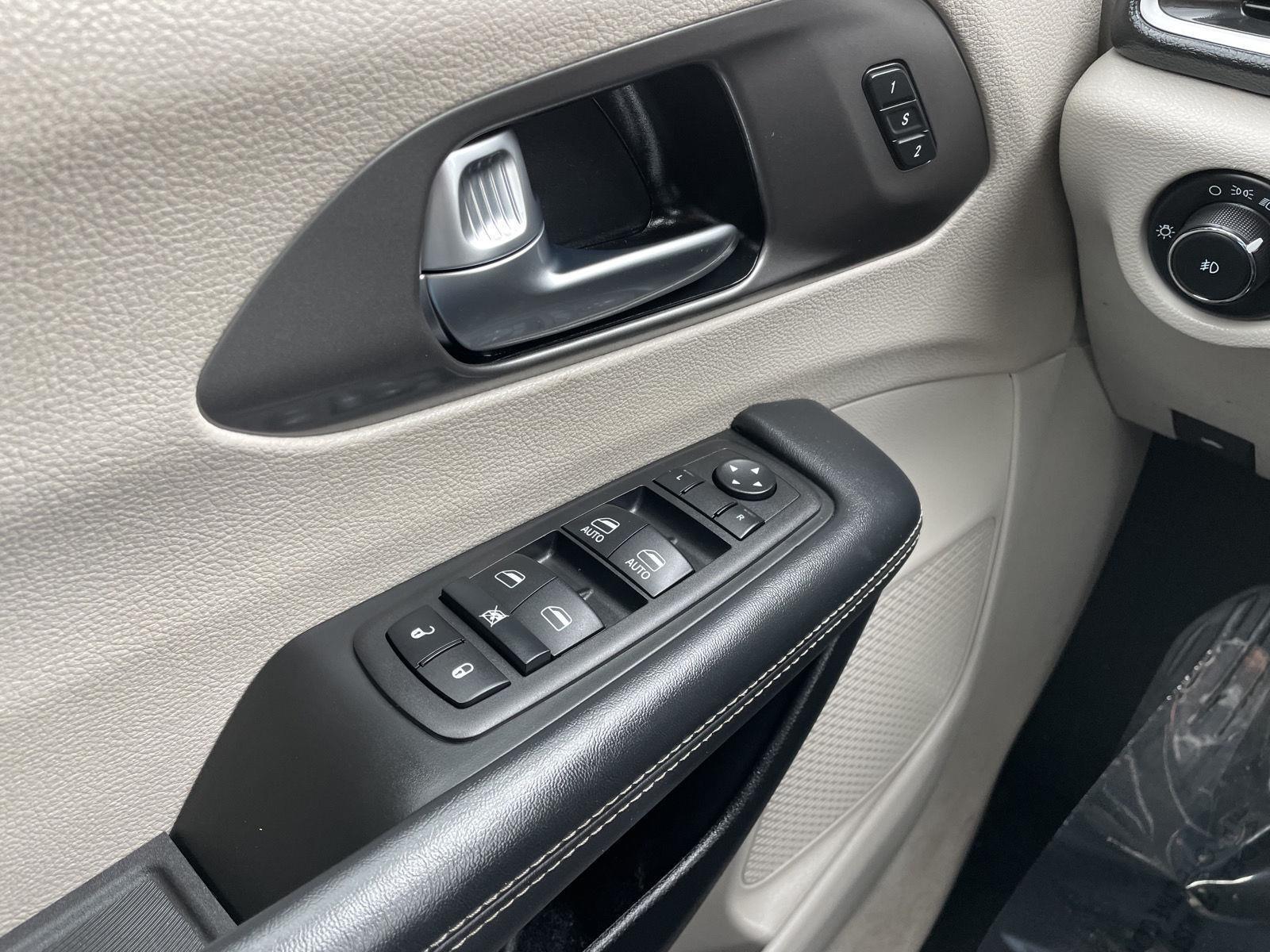 Used 2023 Chrysler Pacifica Touring L Minivans for sale in Lincoln NE