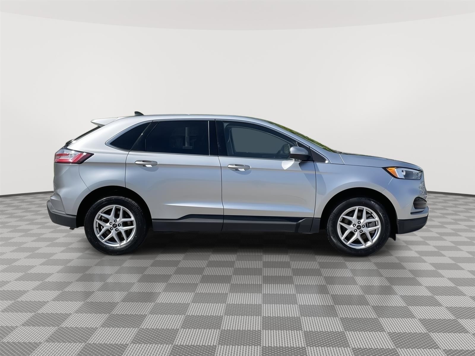 Used 2023 Ford Edge SEL SUV for sale in Lincoln NE
