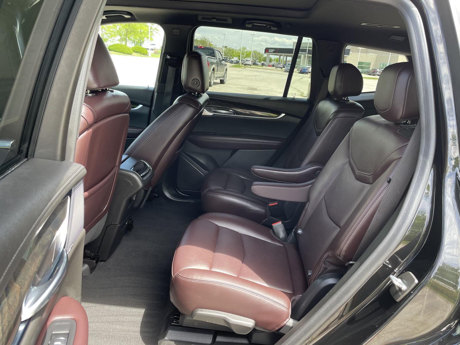 Used 2022 Cadillac XT6 Premium Luxury SUV for sale in Lincoln NE