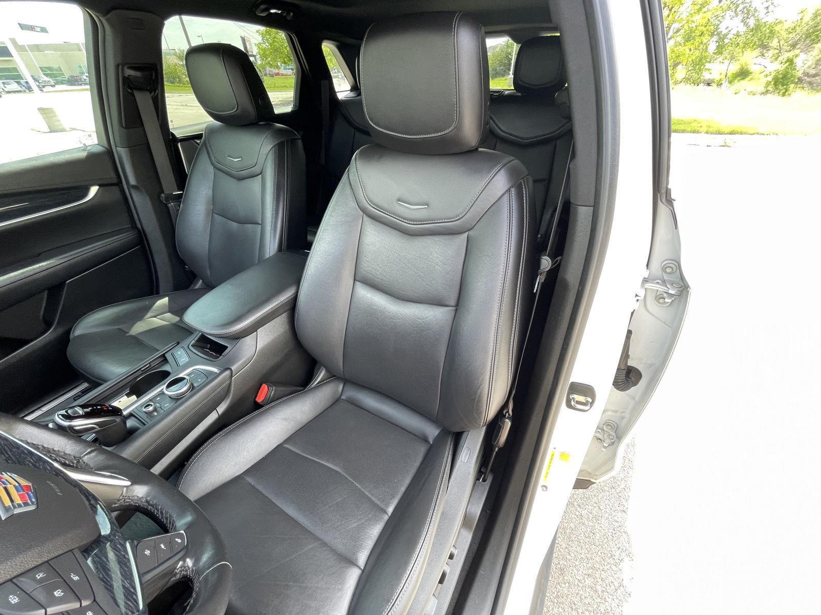 Used 2021 Cadillac XT5 FWD Premium Luxury SUV for sale in Lincoln NE