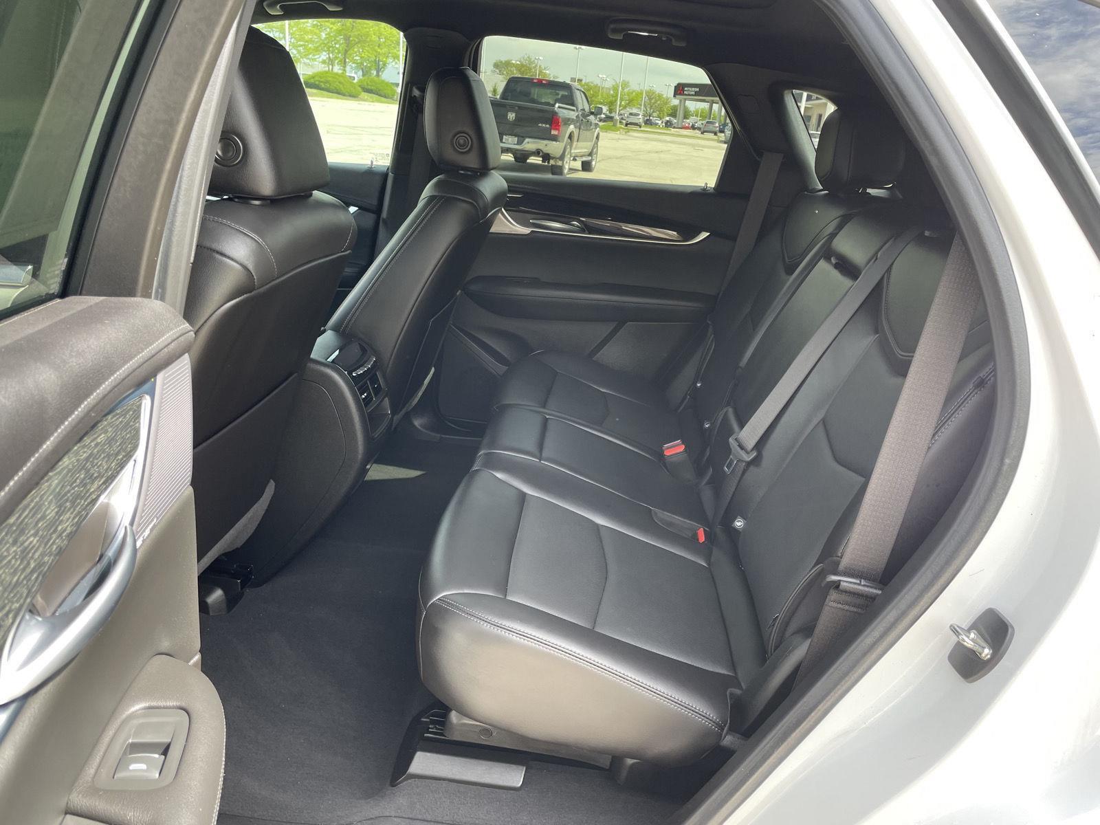 Used 2021 Cadillac XT5 FWD Premium Luxury SUV for sale in Lincoln NE