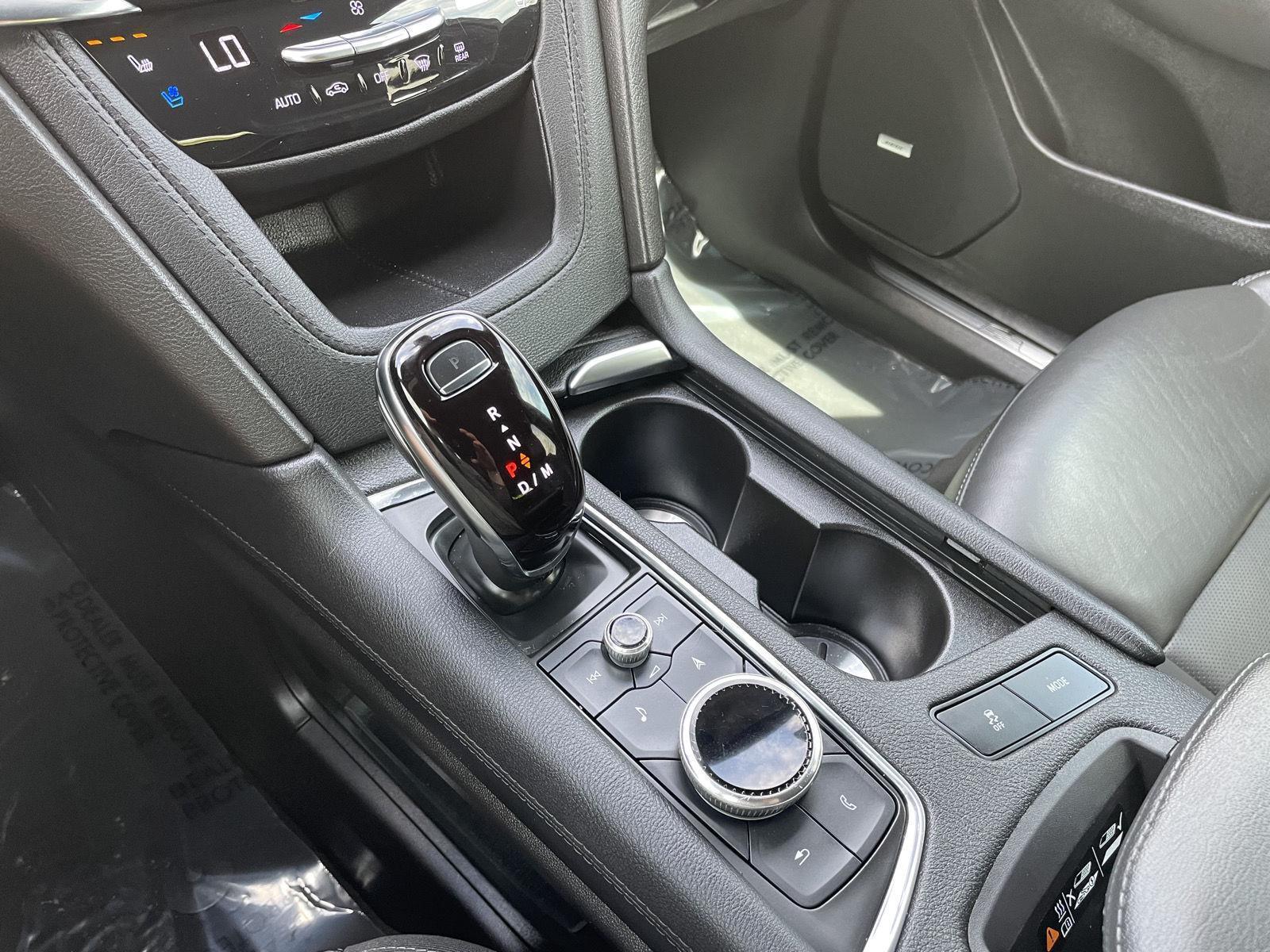 Used 2021 Cadillac XT5 FWD Premium Luxury SUV for sale in Lincoln NE