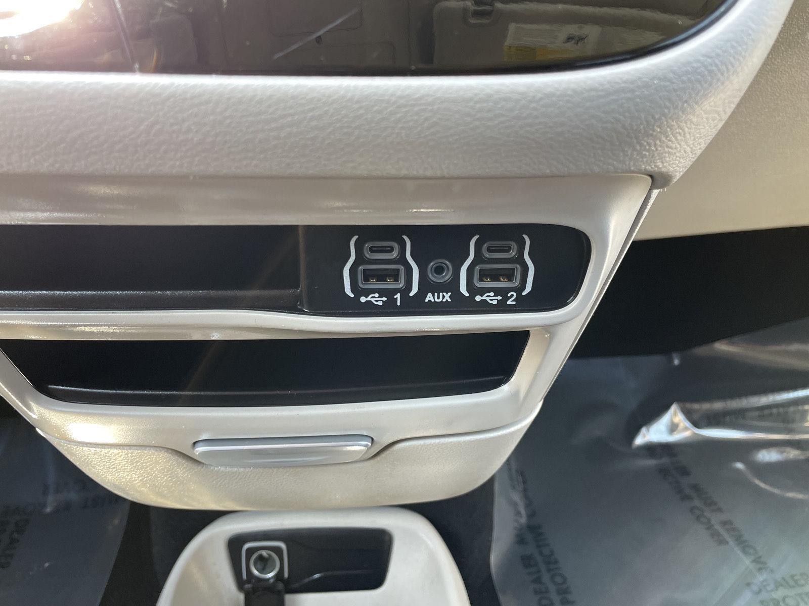 Used 2023 Chrysler Voyager LX Minivans for sale in Lincoln NE