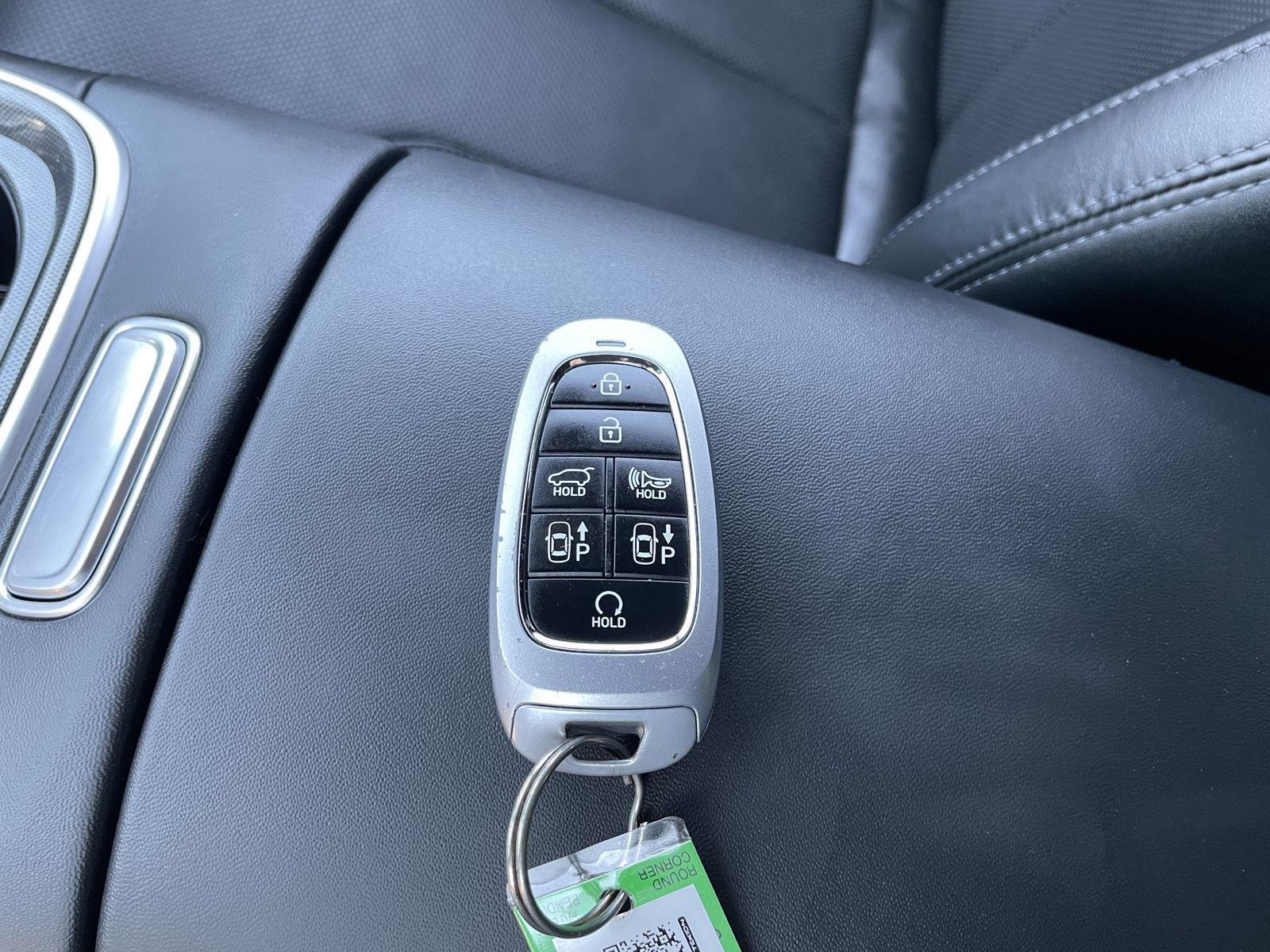 Used 2022 Hyundai Santa Fe Calligraphy SUV for sale in Lincoln NE