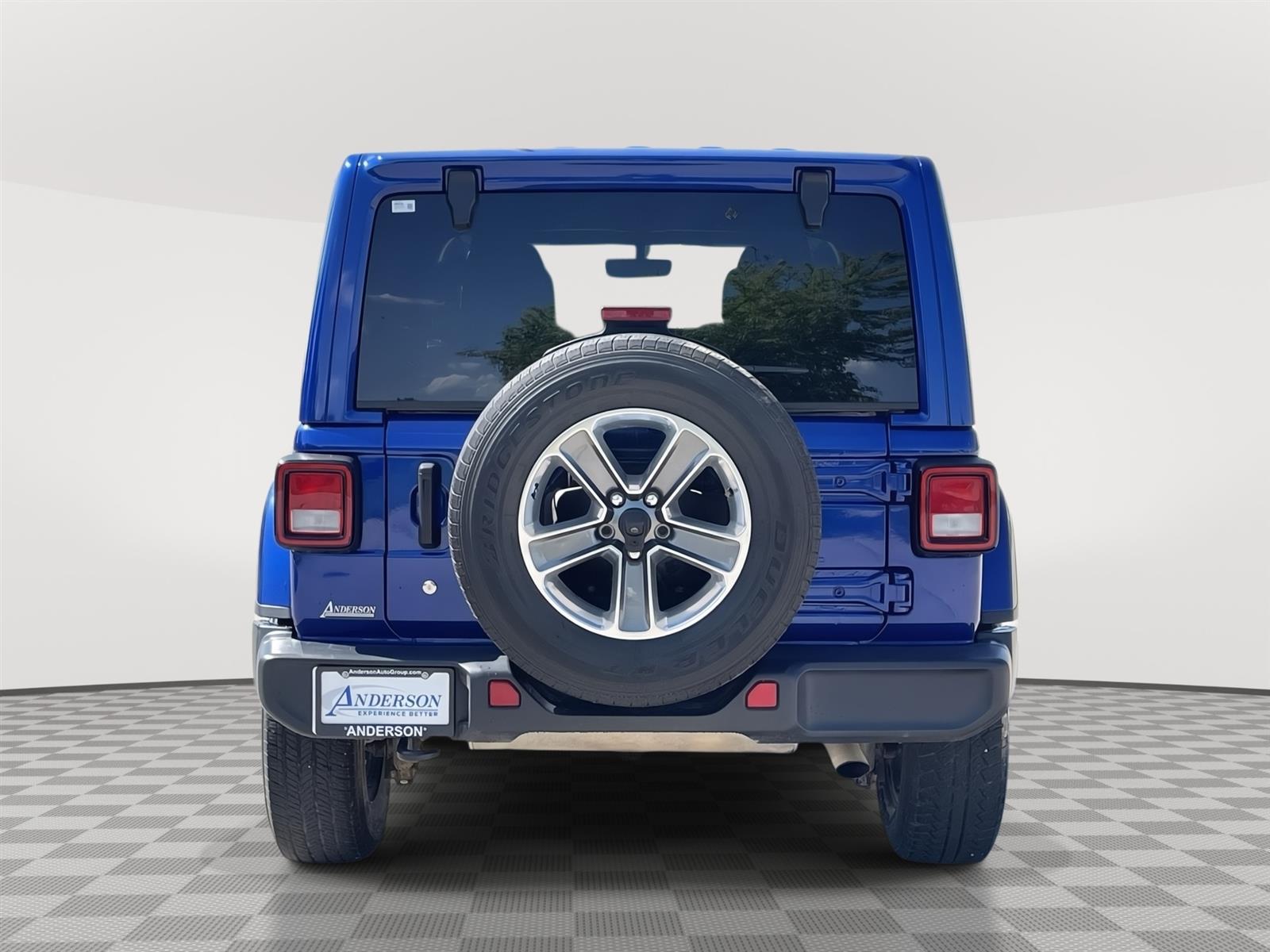 Used 2020 Jeep Wrangler Unlimited Sahara SUV for sale in Lincoln NE