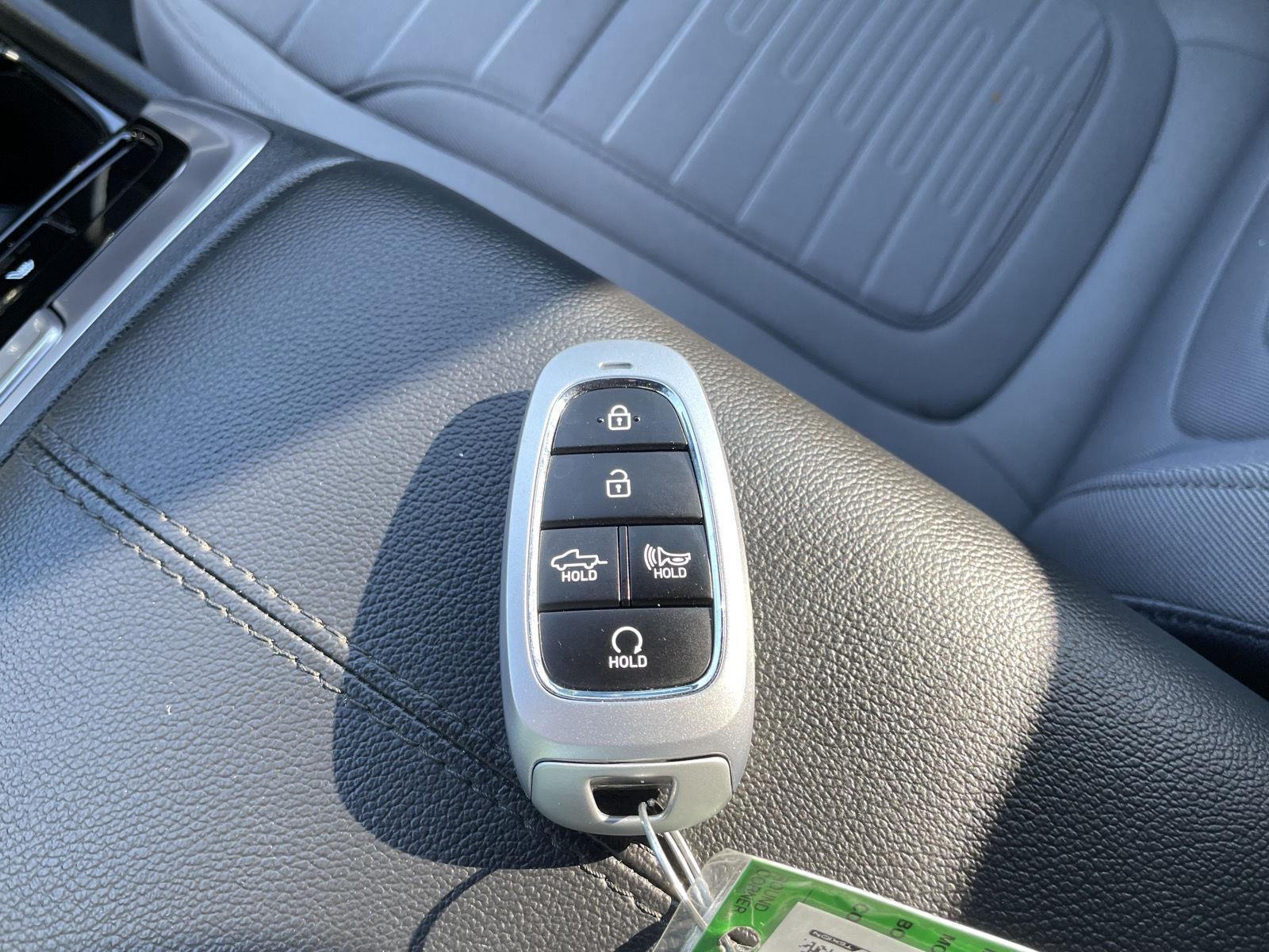 Used 2024 Hyundai Santa Cruz SEL Crew Cab Truck for sale in Lincoln NE