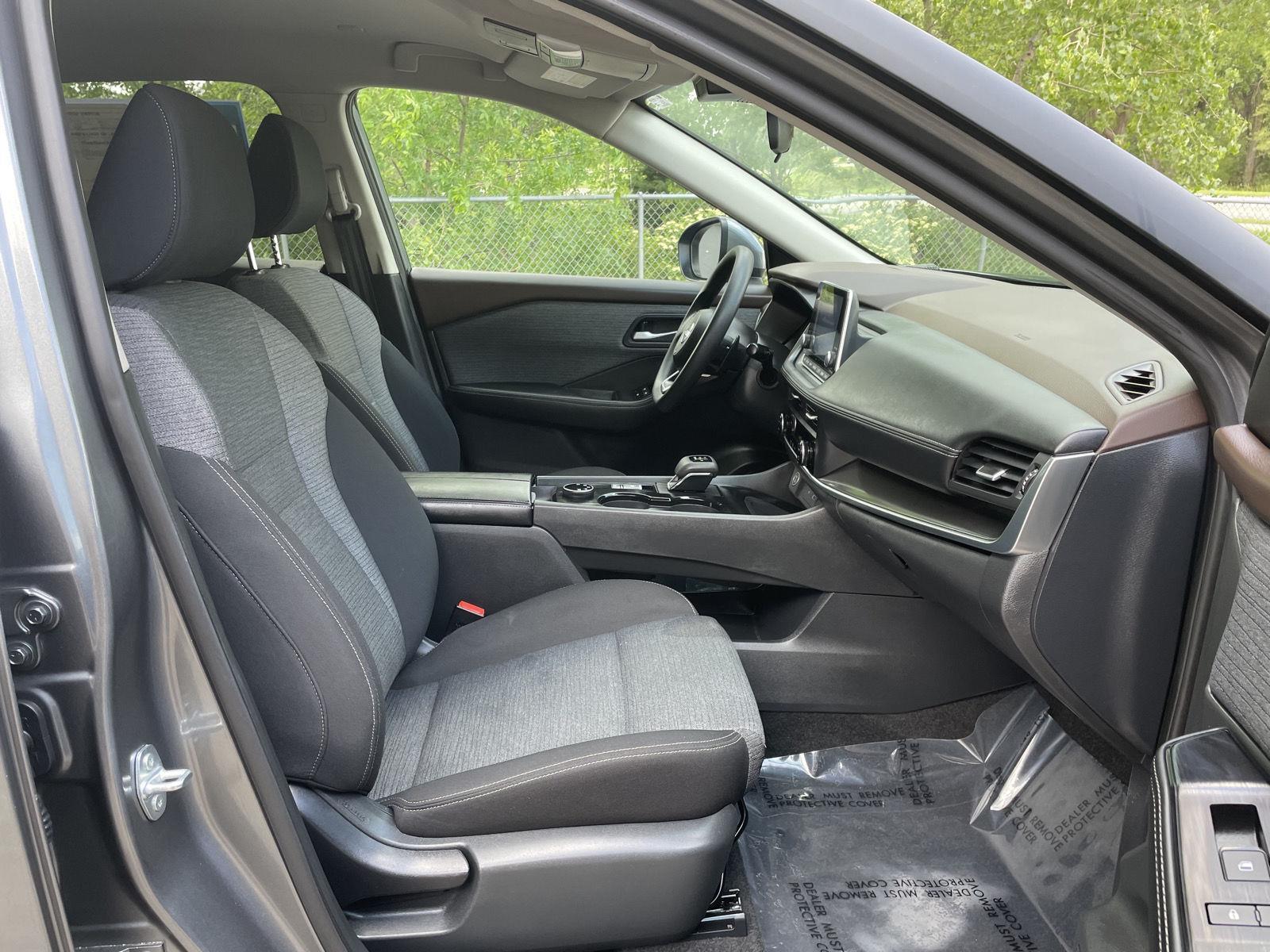 Used 2023 Nissan Rogue SV SUV for sale in Lincoln NE