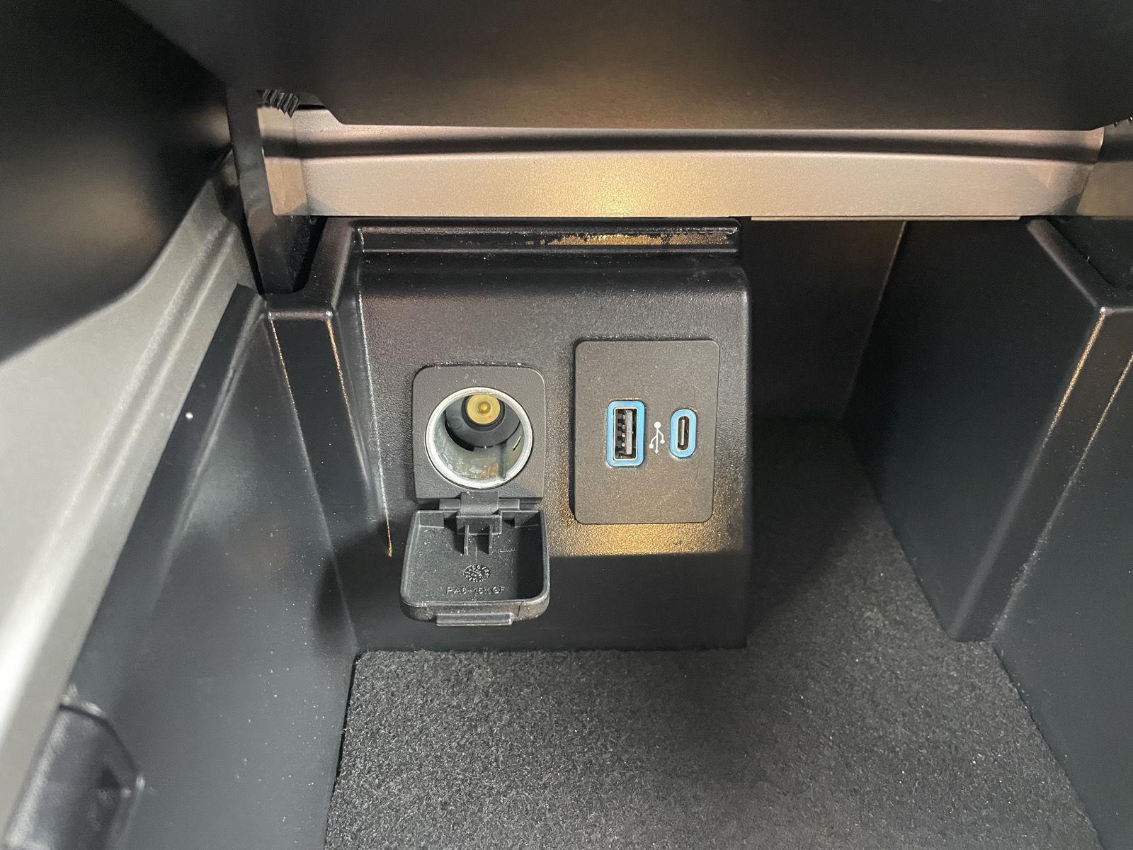 Used 2023 Ford Explorer XLT SUV for sale in Lincoln NE